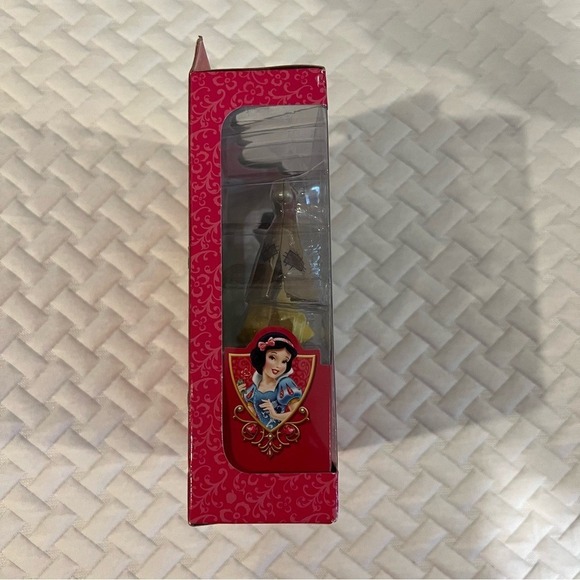 Disney Princess Snow White Dress Up Set - Picture 6 of 8